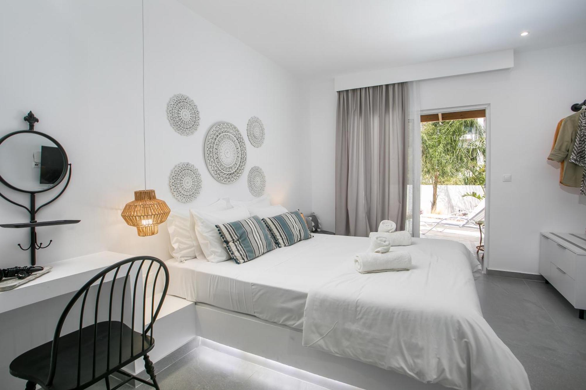 Calma Luxury Studios & Suites Faliraki Exterior foto