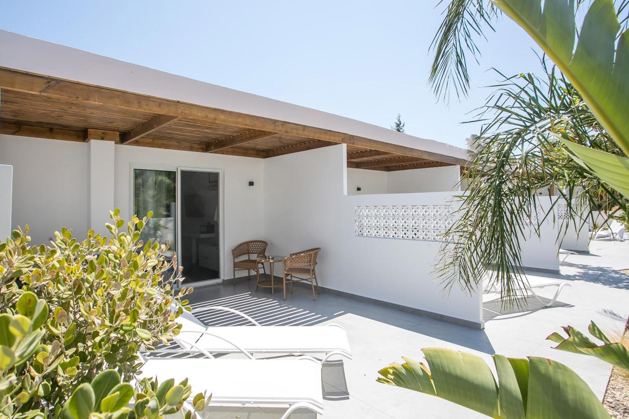 Calma Luxury Studios & Suites Faliraki Exterior foto